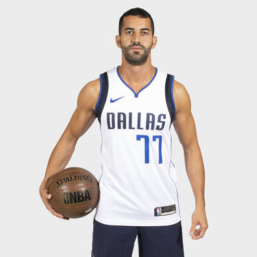 Dallas Mavericks Luka Doncic - Édition Association - Blanc